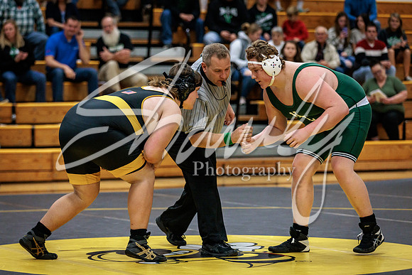 2021.12.09 FHS Wrestling Triangular-00013