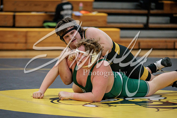 2021.12.09 FHS Wrestling Triangular-00101