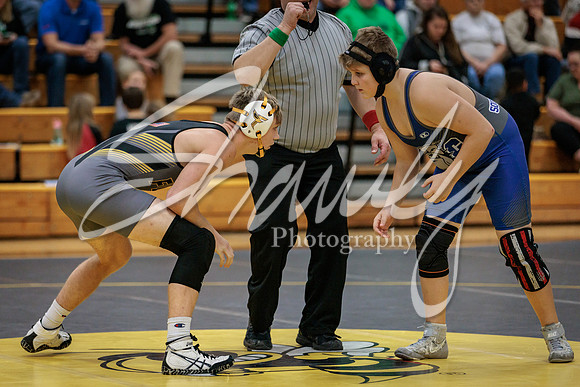 2021.12.09 FHS Wrestling Triangular-00559