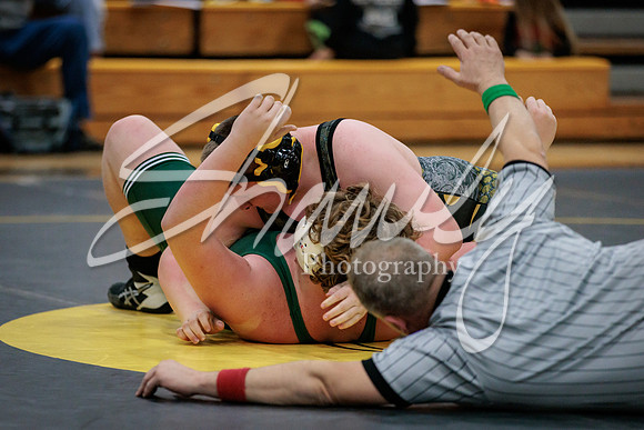 2021.12.09 FHS Wrestling Triangular-00418