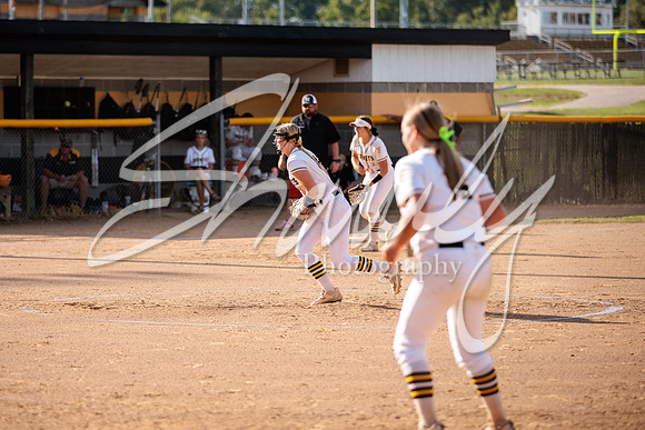 2022.09.01 FHS Softball Vs. Marshall1879