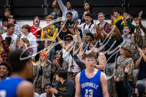 2021.12.14 FHS Basketball Vs. Boonville-03090