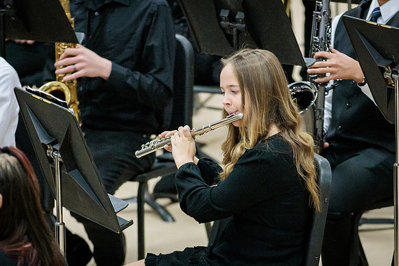 2021.12.16 FHS Symphoinic and Jazz Bands00236