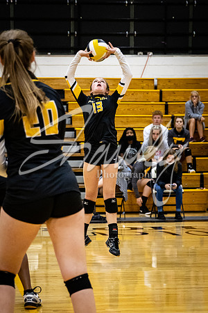 2020.09.08 FHS Volleyball Vs. N. Callaway00030
