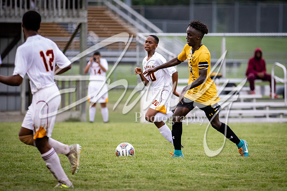 2020.09.10 FHS Boys Soccer Vartsity Vs. MMA_00039