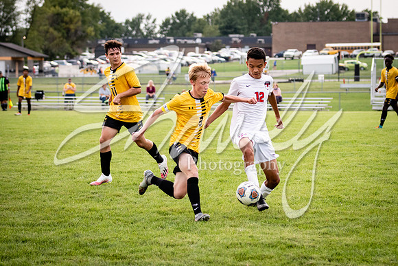 2020.09.15 FHS Soccer Boys Varsity Vs. Marshall_01069