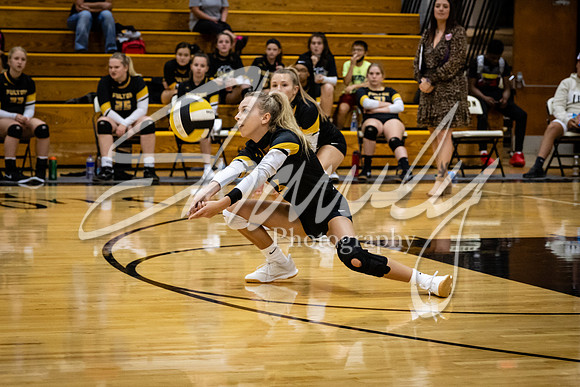 2020.09.15 FHS Volleyball Varsity Vs. Kirksville_00113