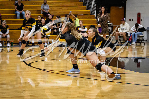 2020.09.15 FHS Volleyball Varsity Vs. Kirksville_00194