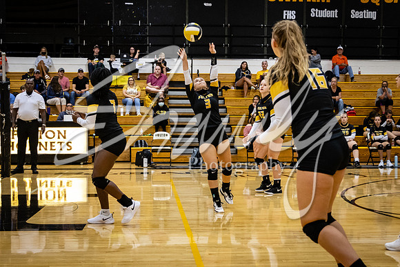 2020.09.15 FHS Volleyball Varsity Vs. Kirksville_00282