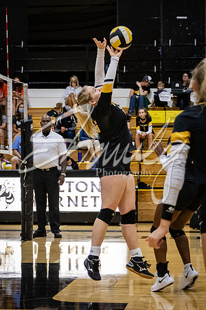 2020.09.15 FHS Volleyball Varsity Vs. Kirksville_00424