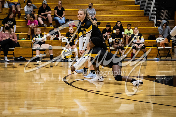 2020.09.15 FHS Volleyball Varsity Vs. Kirksville_00620