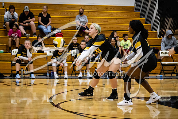 2020.09.15 FHS Volleyball Varsity Vs. Kirksville_00636