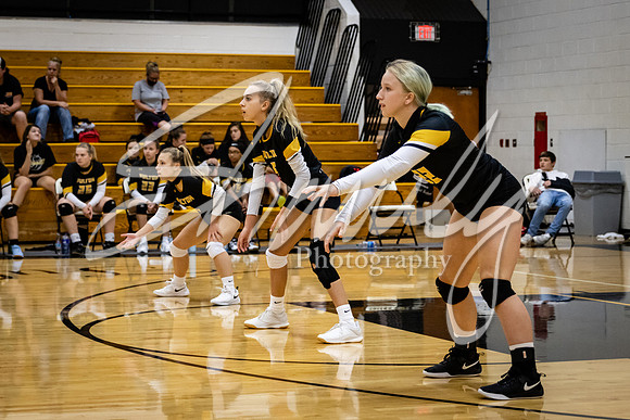 2020.09.15 FHS Volleyball Varsity Vs. Kirksville_00702