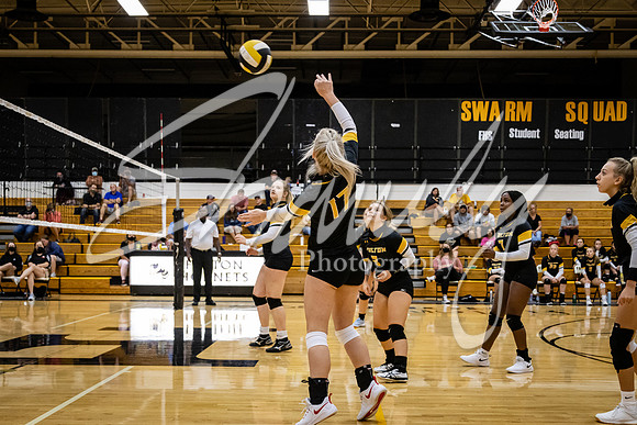 2020.09.15 FHS Volleyball Varsity Vs. Kirksville_00917