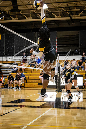 2020.09.15 FHS Volleyball Varsity Vs. Kirksville_01170
