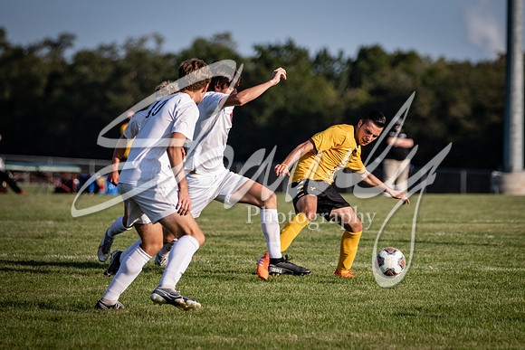 2020.09.24 FHS Soccer Vs. Hannibal_00605