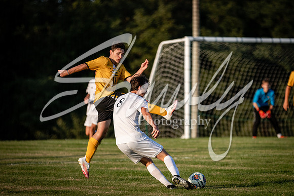 2020.09.24 FHS Soccer Vs. Hannibal_02004