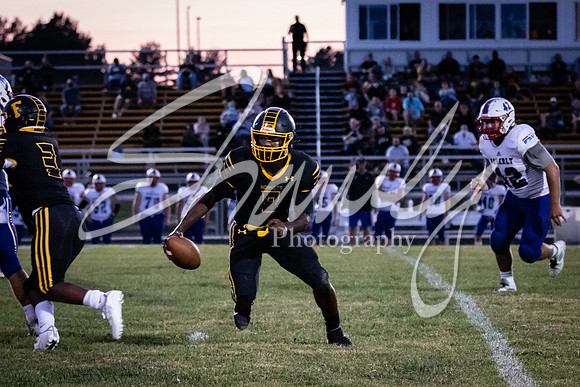 2020.09.25 FHS Football Vs. Moberly_00784