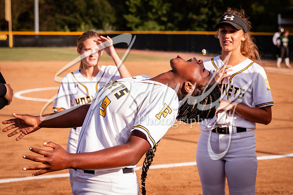 2020.09.28 FHS Softball Vs. N. Callaway_03021