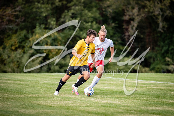 2020.09.29 FHS Soccer Vs. Moberly_00018