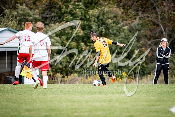 2020.09.29 FHS Soccer Vs. Moberly_00040
