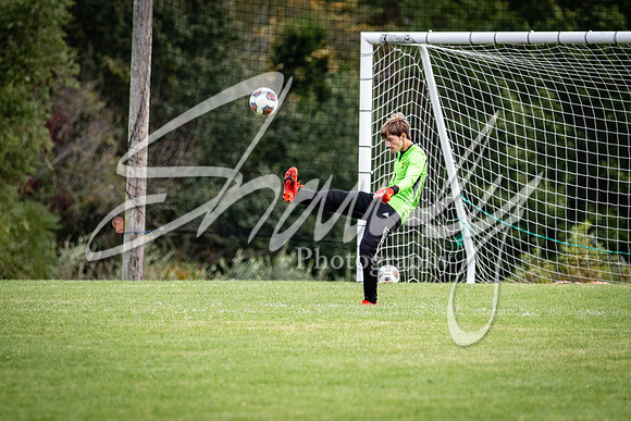 2020.09.29 FHS Soccer Vs. Moberly_00183