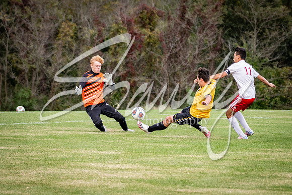 2020.09.29 FHS Soccer Vs. Moberly_00288