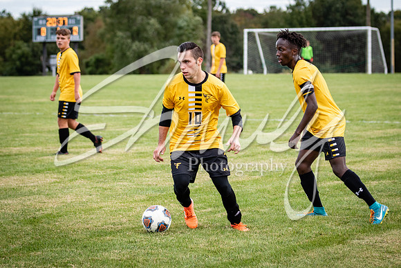 2020.09.29 FHS Soccer Vs. Moberly_00613