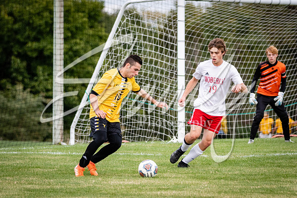 2020.09.29 FHS Soccer Vs. Moberly_00646