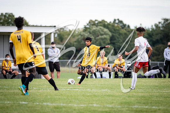 2020.09.29 FHS Soccer Vs. Moberly_00661