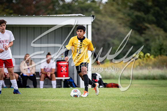 2020.09.29 FHS Soccer Vs. Moberly_00856