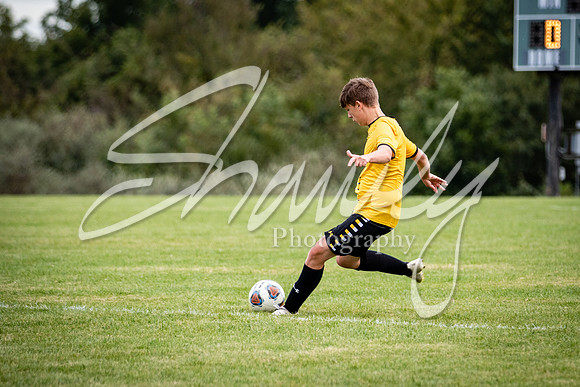 2020.09.29 FHS Soccer Vs. Moberly_01081