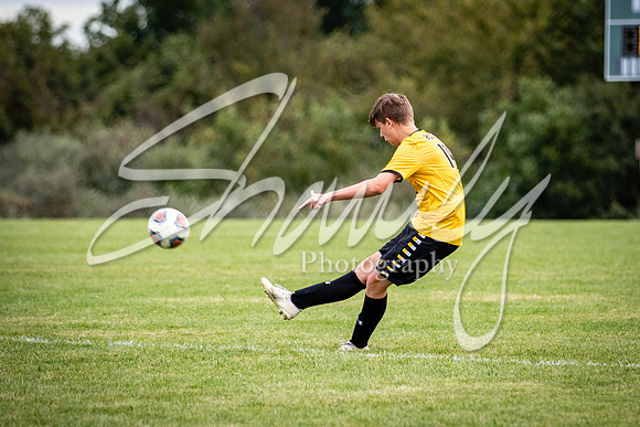 2020.09.29 FHS Soccer Vs. Moberly_01082