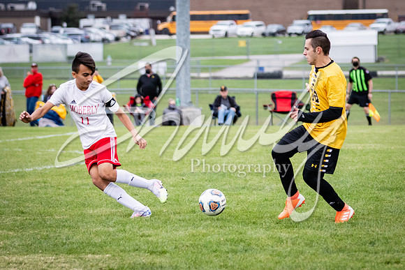 2020.09.29 FHS Soccer Vs. Moberly_01325