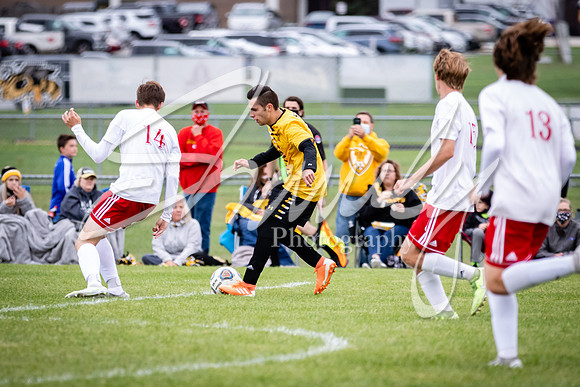 2020.09.29 FHS Soccer Vs. Moberly_01414
