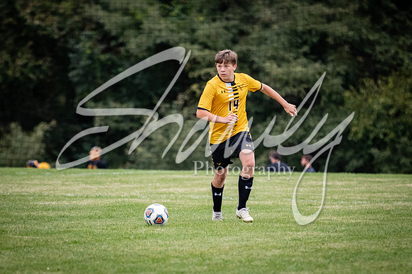 2020.09.29 FHS Soccer Vs. Moberly_01457