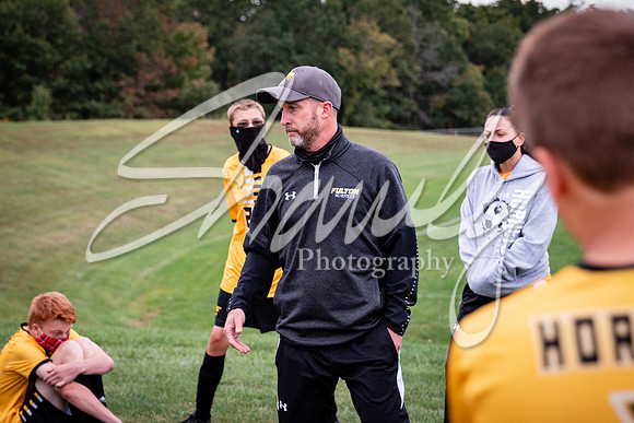 2020.09.29 FHS Soccer Vs. Moberly_02261