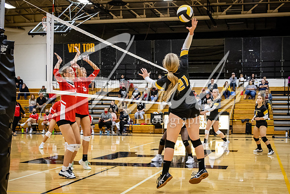 2020.09.29 FHS Volleyball Vs. Hannibal_00114
