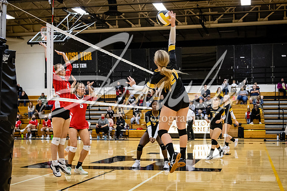 2020.09.29 FHS Volleyball Vs. Hannibal_00130