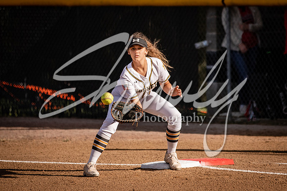 2020.10.01 FHS Softball Vs. Hannibal_00067
