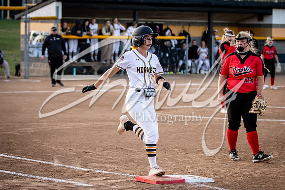 2020.10.01 FHS Softball Vs. Hannibal_01414
