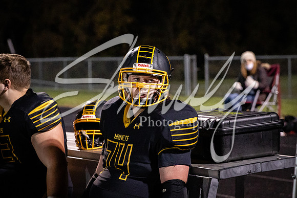 2020.10.23 FHS Football Vs. Sweet Springs_00110