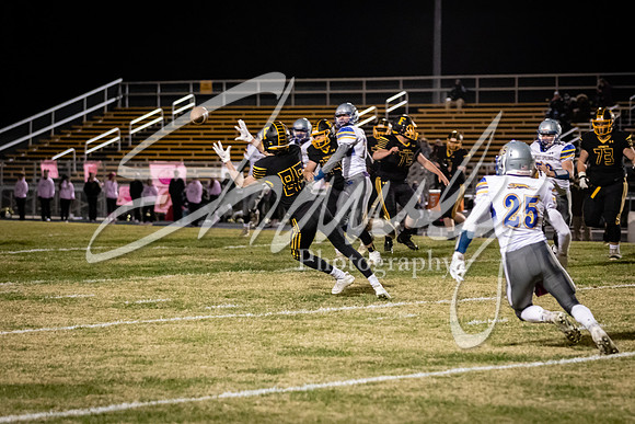 2020.10.23 FHS Football Vs. Sweet Springs_00669