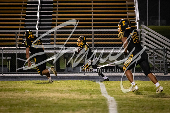 2020.10.23 FHS Football Vs. Sweet Springs_01059