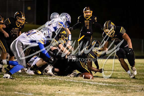 2020.10.23 FHS Football Vs. Sweet Springs_01400