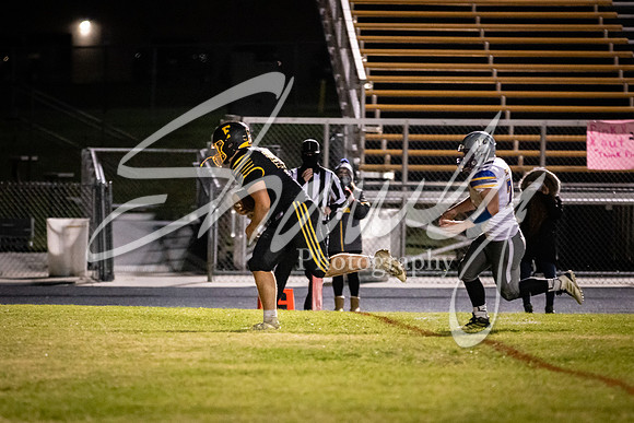 2020.10.23 FHS Football Vs. Sweet Springs_01540