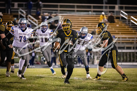 2020.10.23 FHS Football Vs. Sweet Springs_01671
