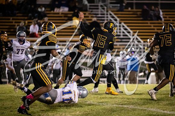 2020.10.23 FHS Football Vs. Sweet Springs_01954