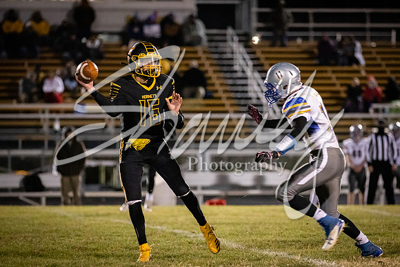2020.10.23 FHS Football Vs. Sweet Springs_02034
