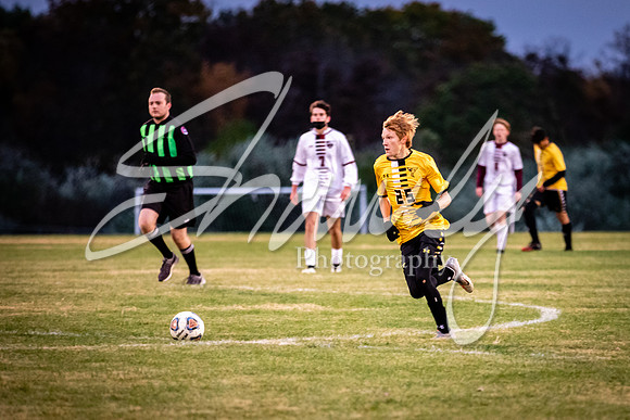 2020.10.29 FHS Soccer Vs. Canton_01632